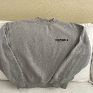 Fear of God Essentials crew neck sweatshirt | Youth 12 | EUC